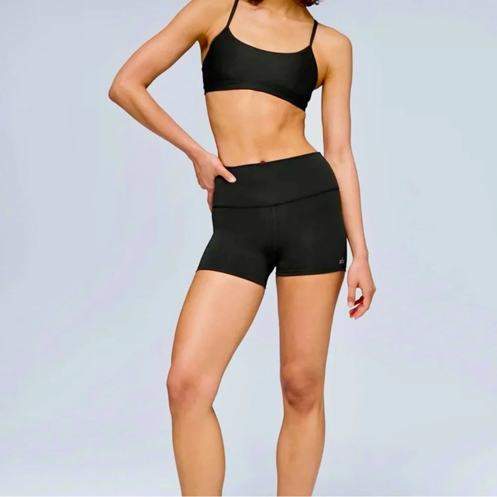 ALO Yoga Women's Airlift High Waist Black Shorts. Size Small.